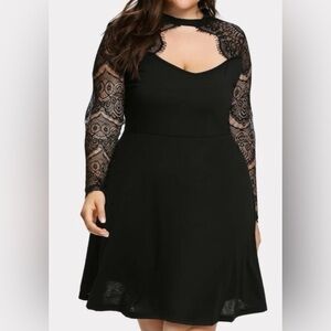 LACE KEY HOLE NECKLINE DRESS SHEIN 1X EXCELLENT CONDITION BLACK MIDI